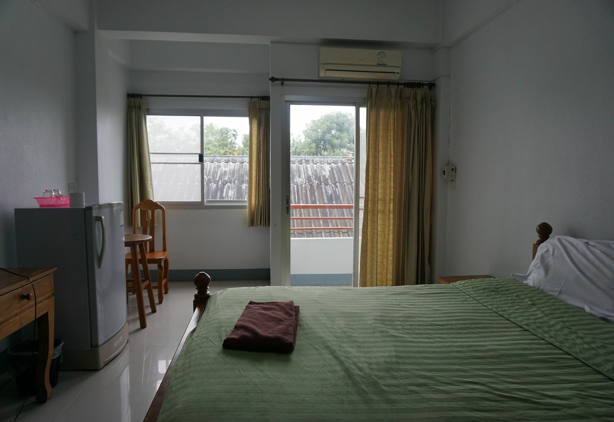 Kasarin Court Guest house Fang