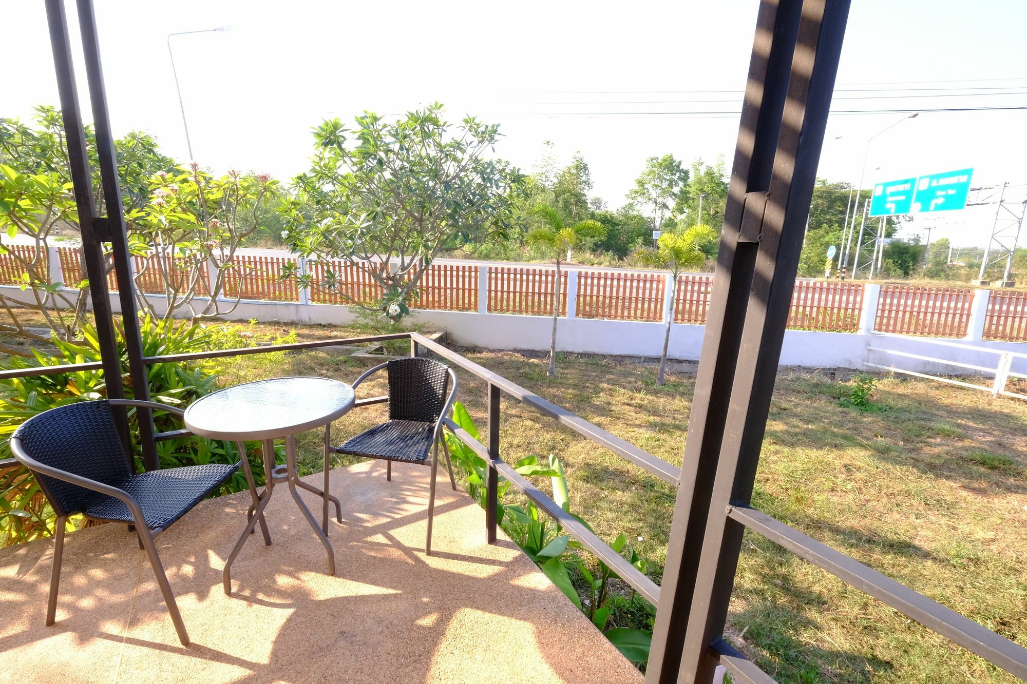 Prom Pong Mukdahan