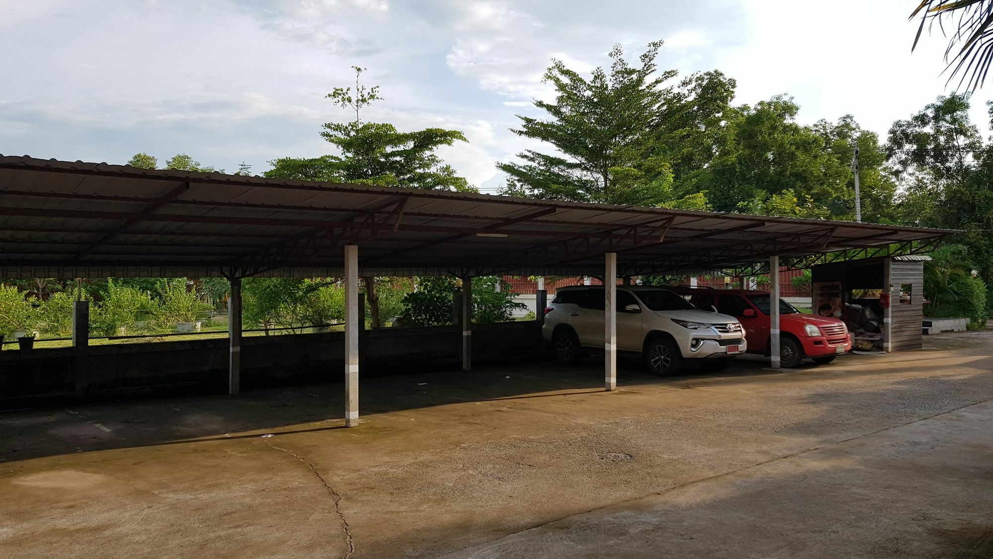 Mayuree Hostel *