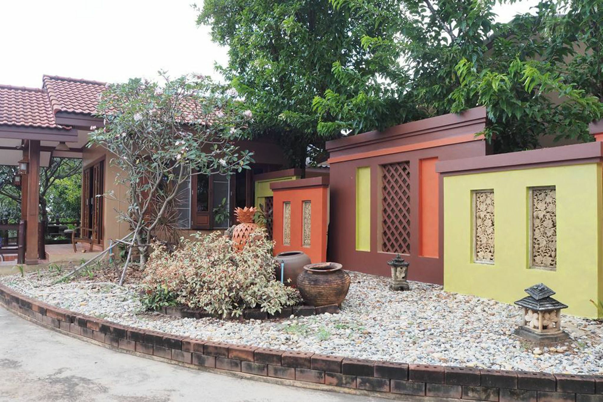 Guest house Maihom 304 3*