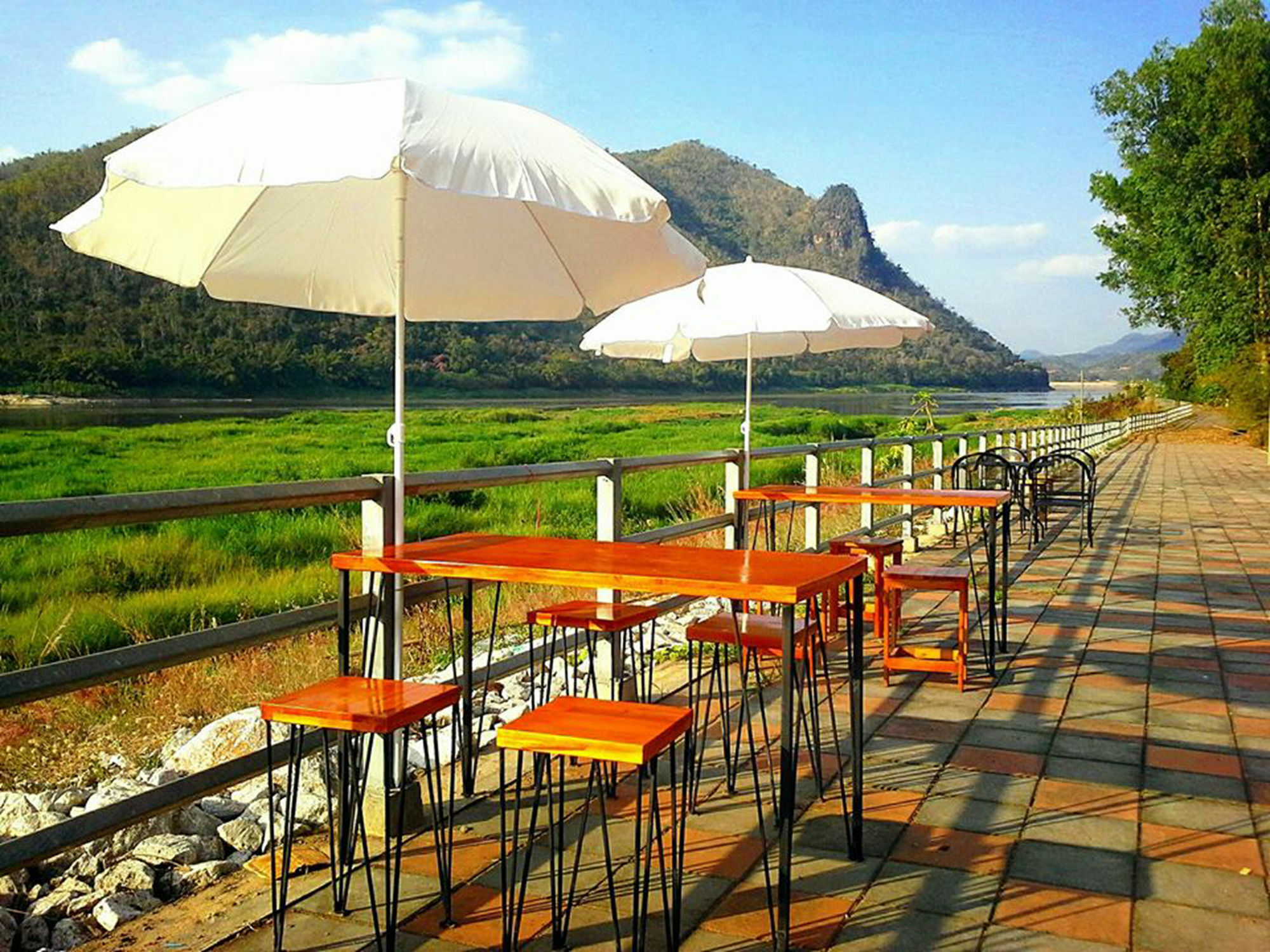 Inbox Living Rimkhong Hotel Chiang Khan