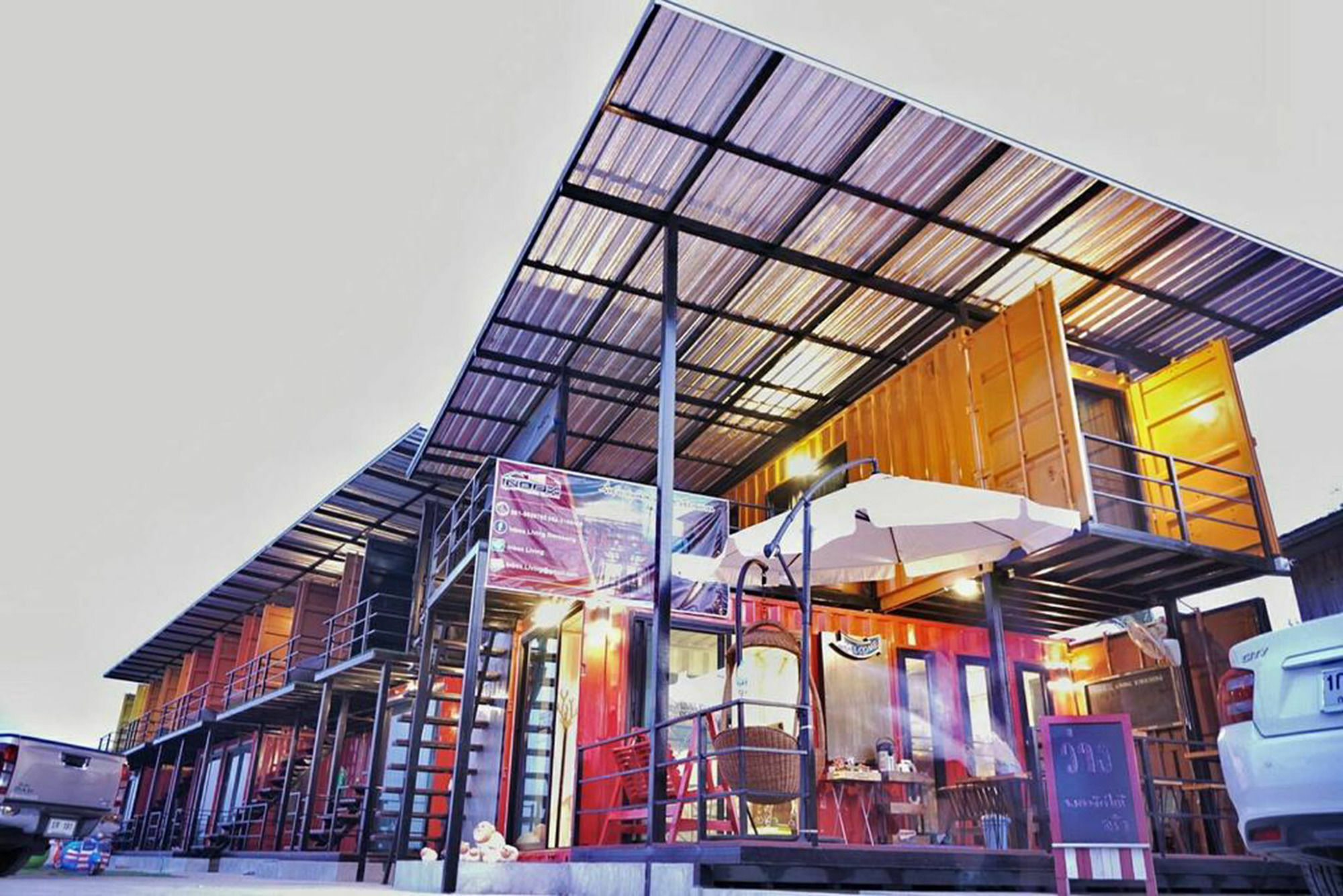 Inbox Living Rimkhong Hotel