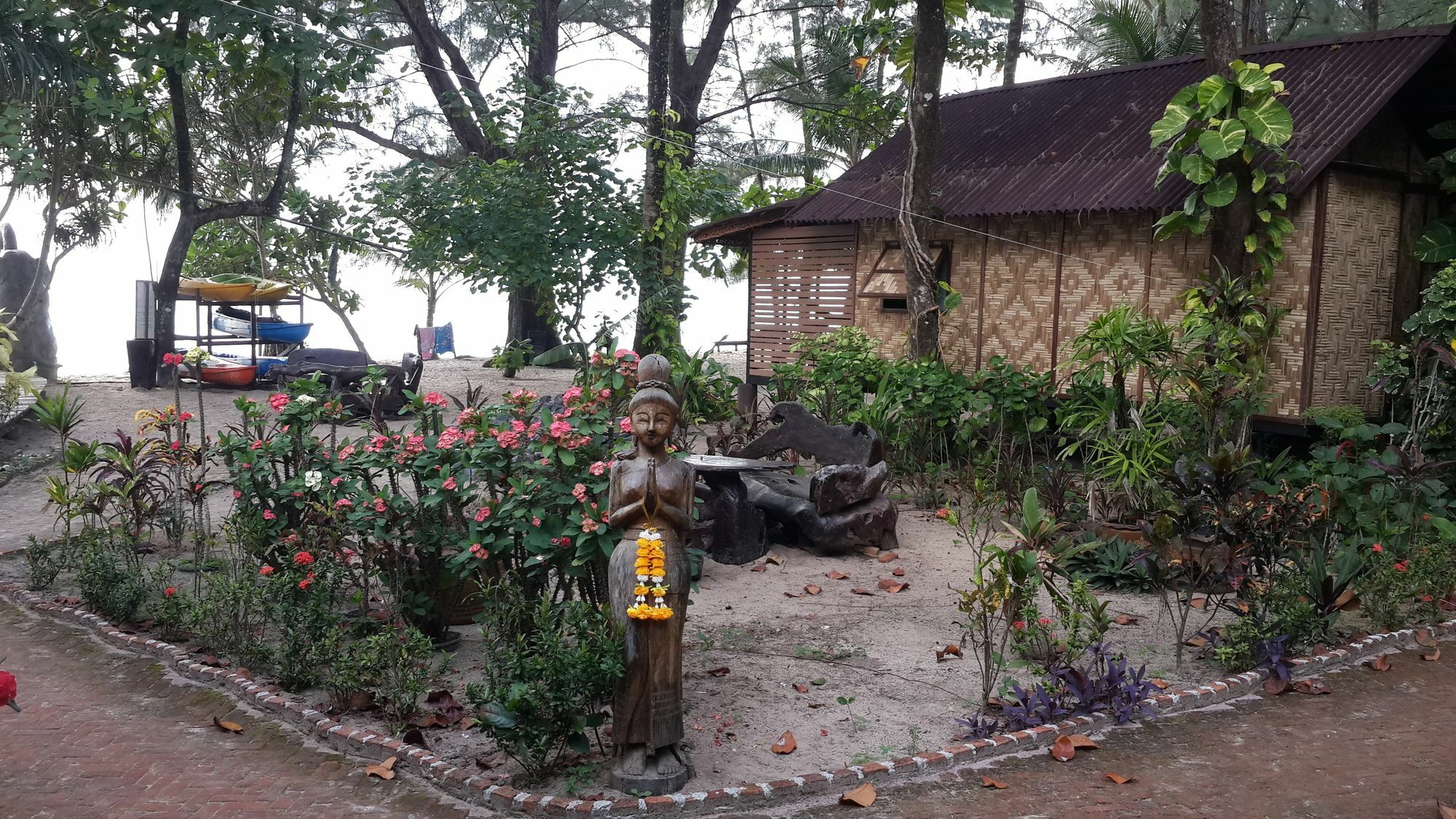 Bamboo Resort Koh Phayam