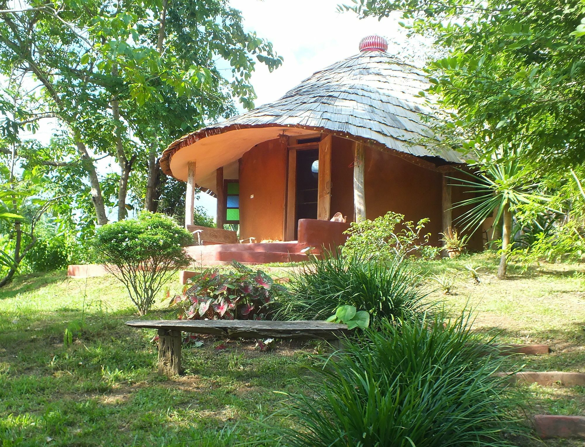 Bed & Breakfast Roundhouses Chiang Dao