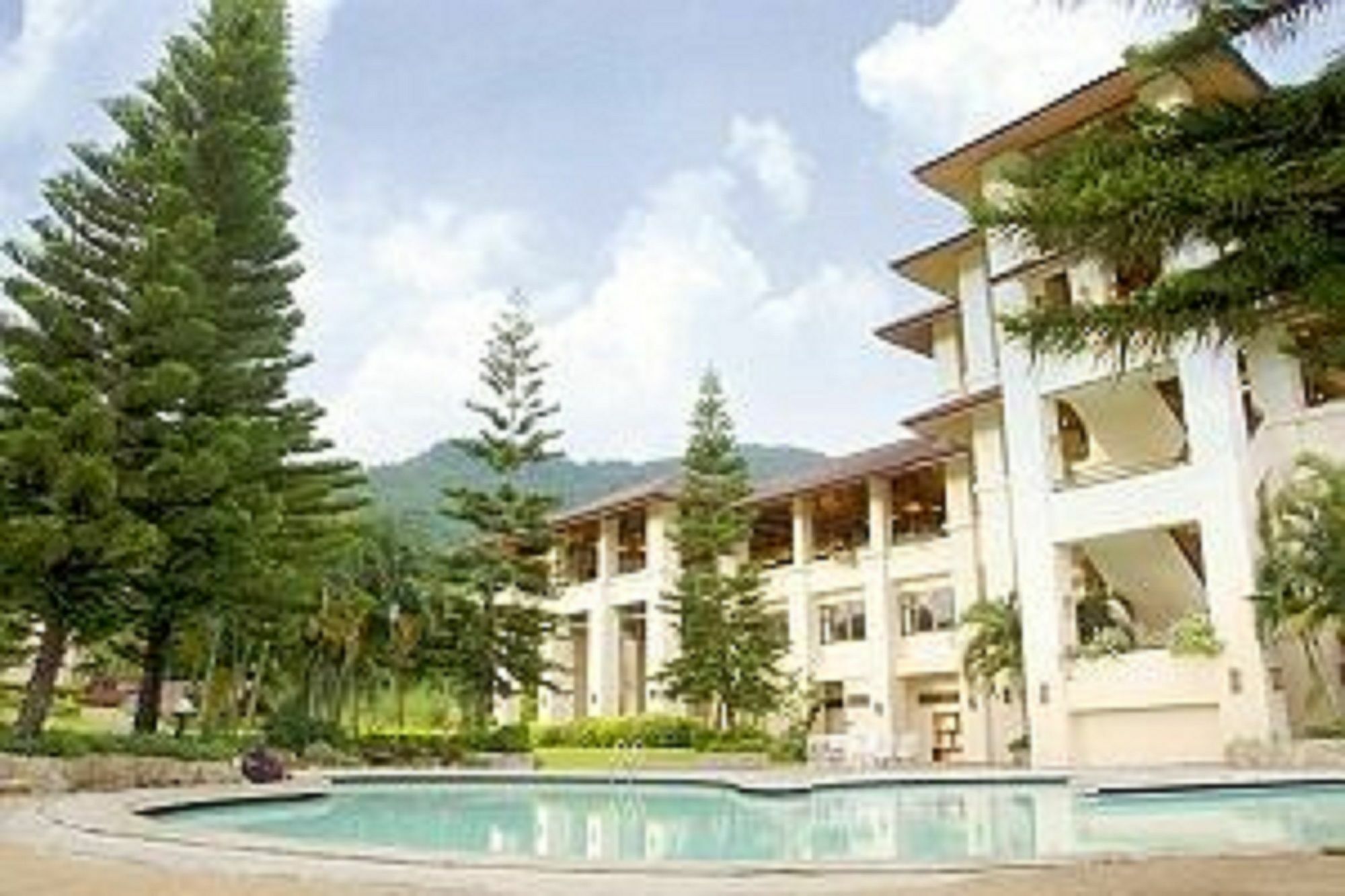 Imperial Phukaew Hill Resort 4*