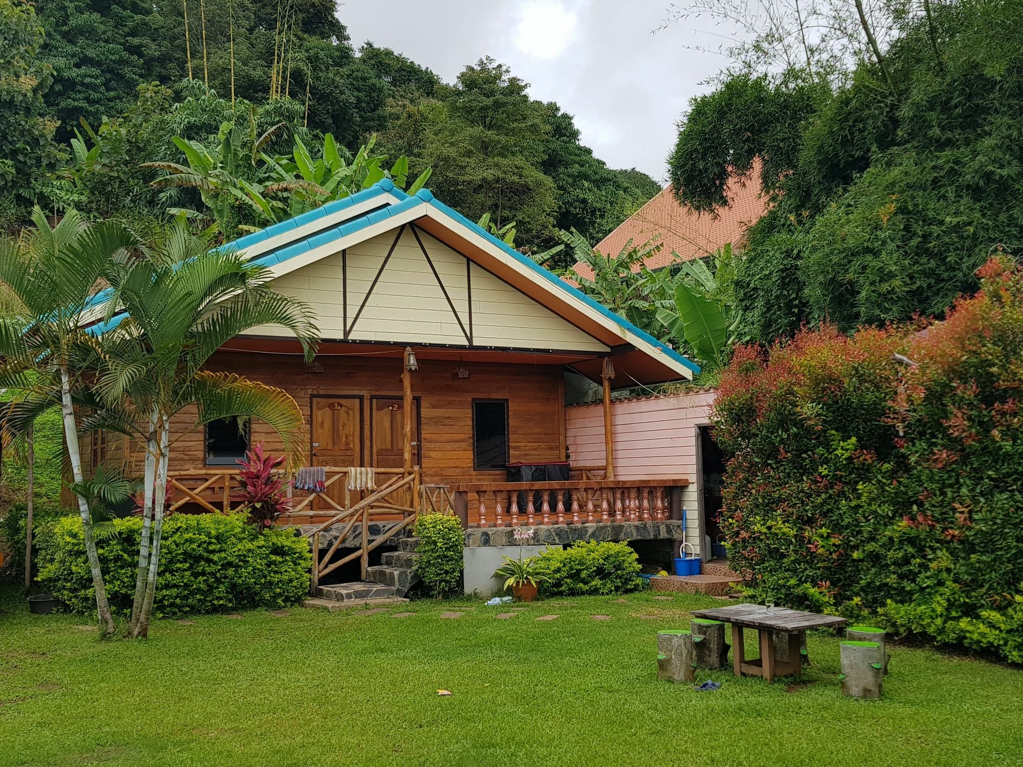 Ban Budta Hotel 2*