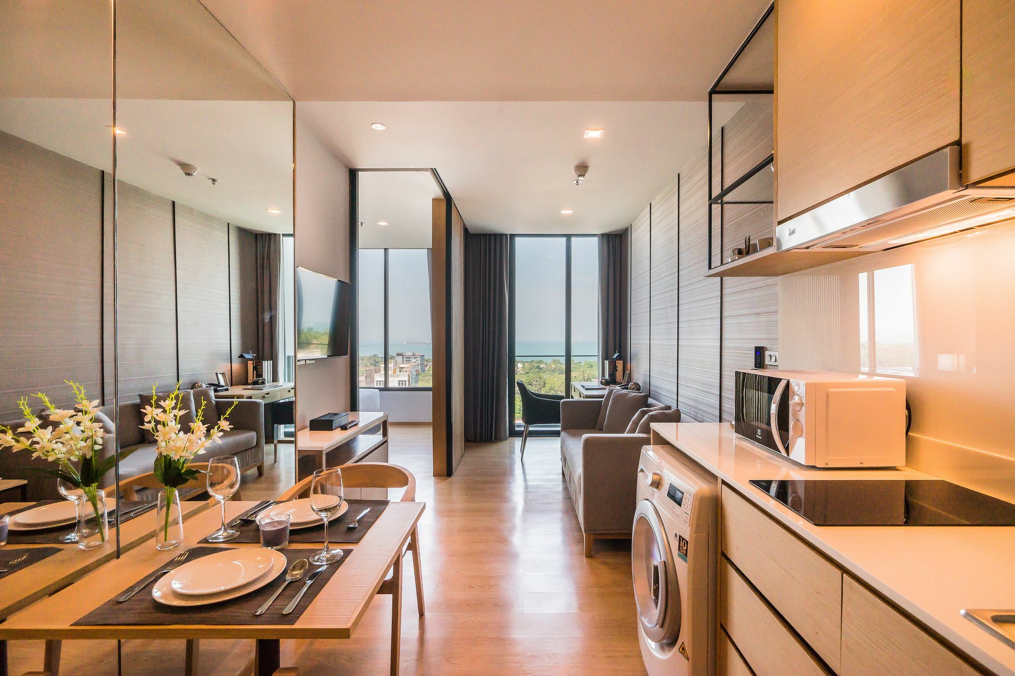Arize Sri Racha Hotel 5*