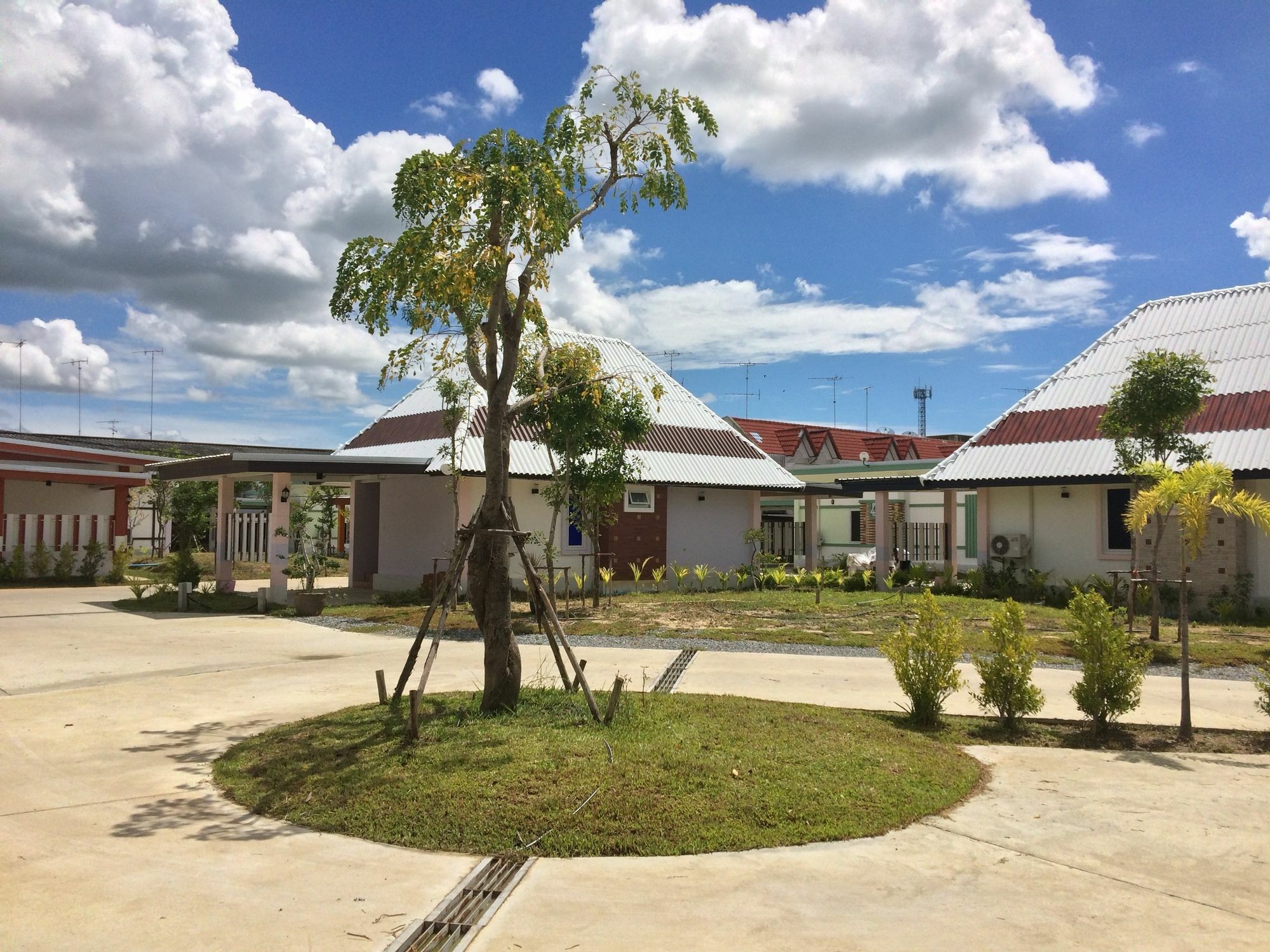 Suanrak 2* Suphan Buri