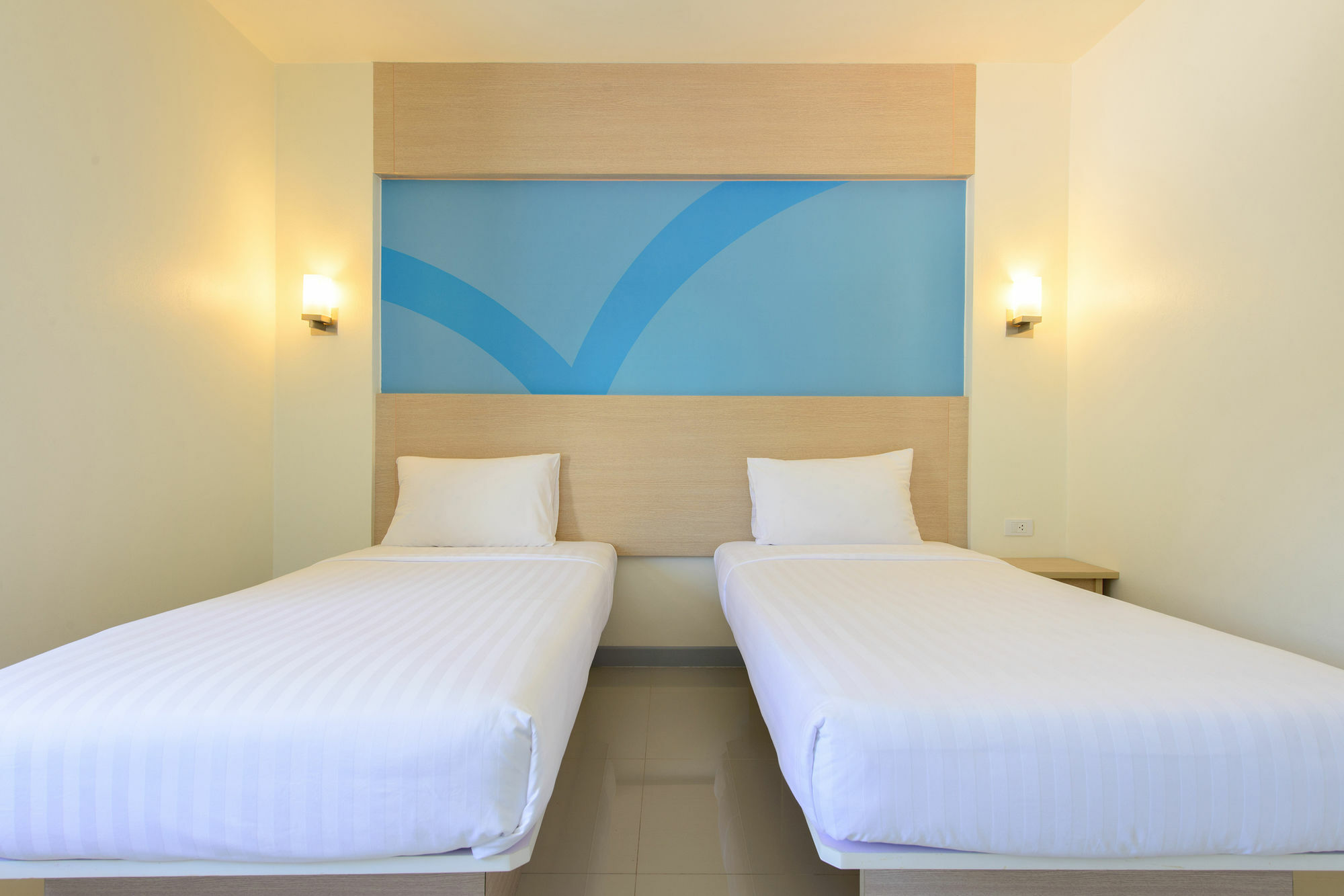 Hop Hotel
