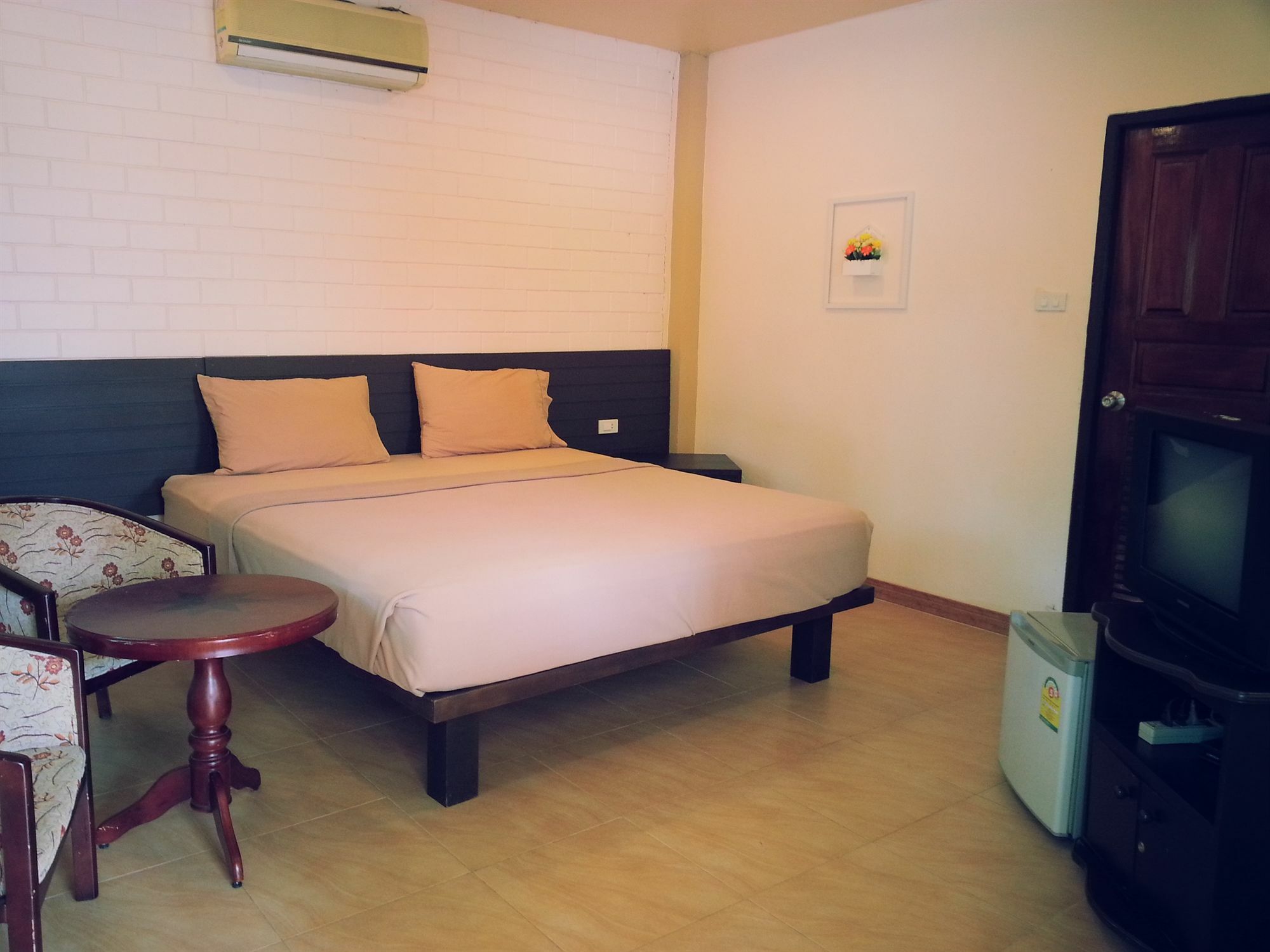 Saithong Resort 2*