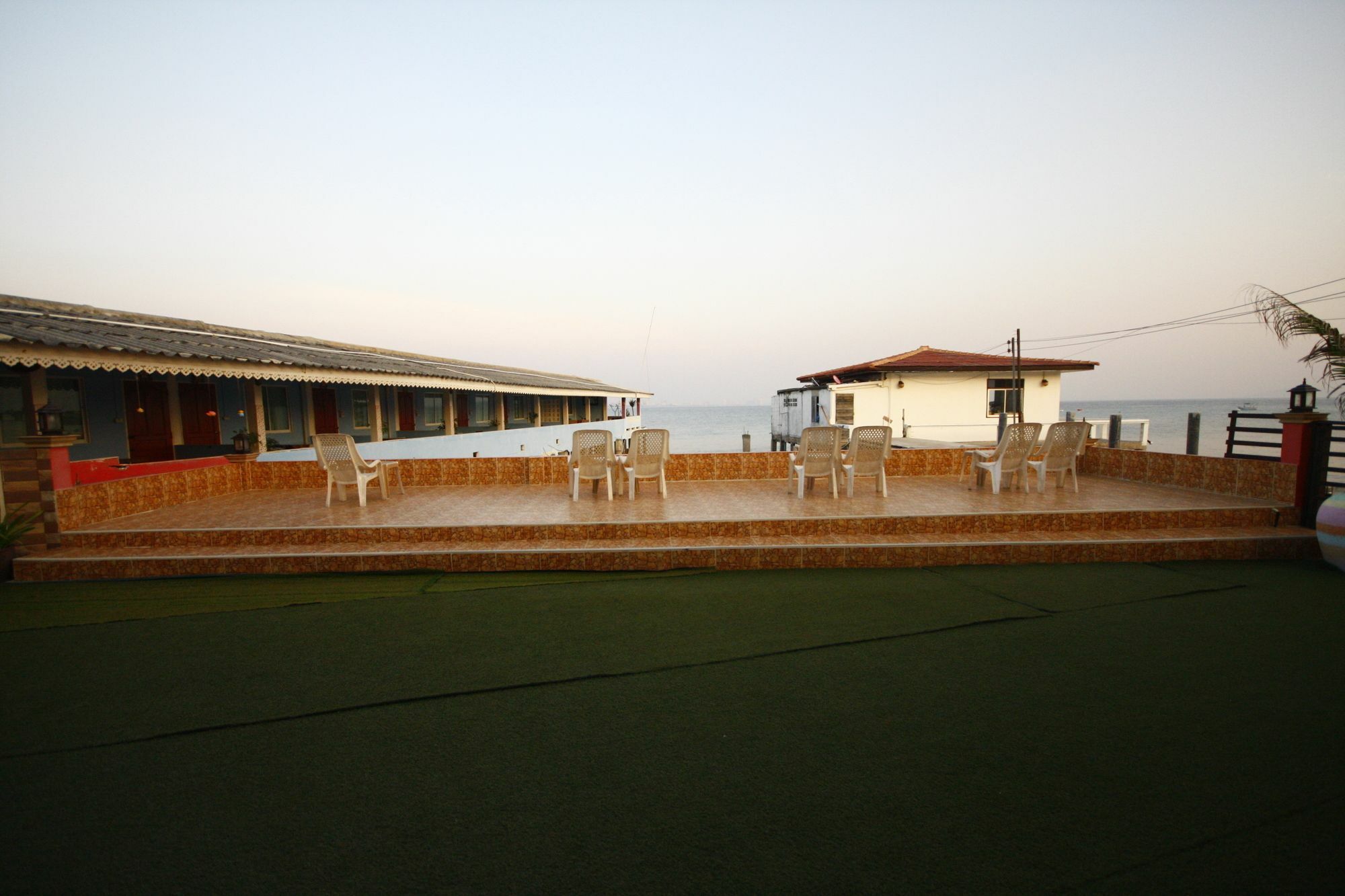 Resort Sea Side 3*