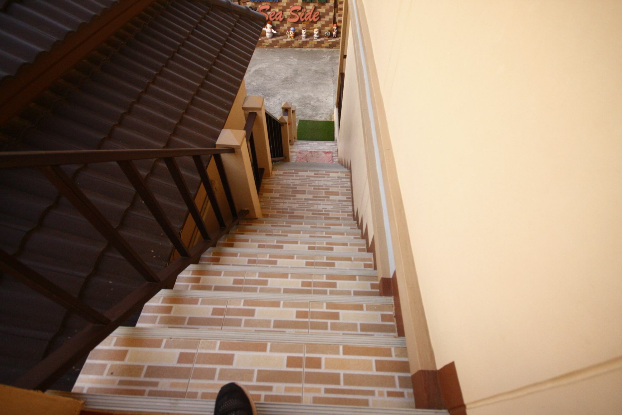 Sea Side Resort 3*