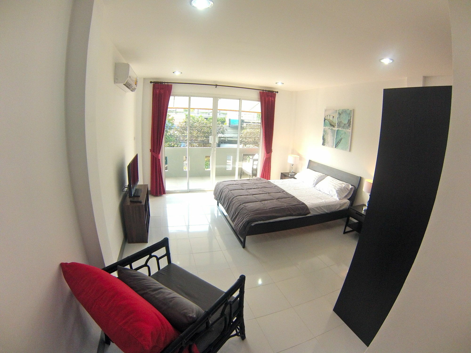 Surin Beach Rooms Praia de Surin
