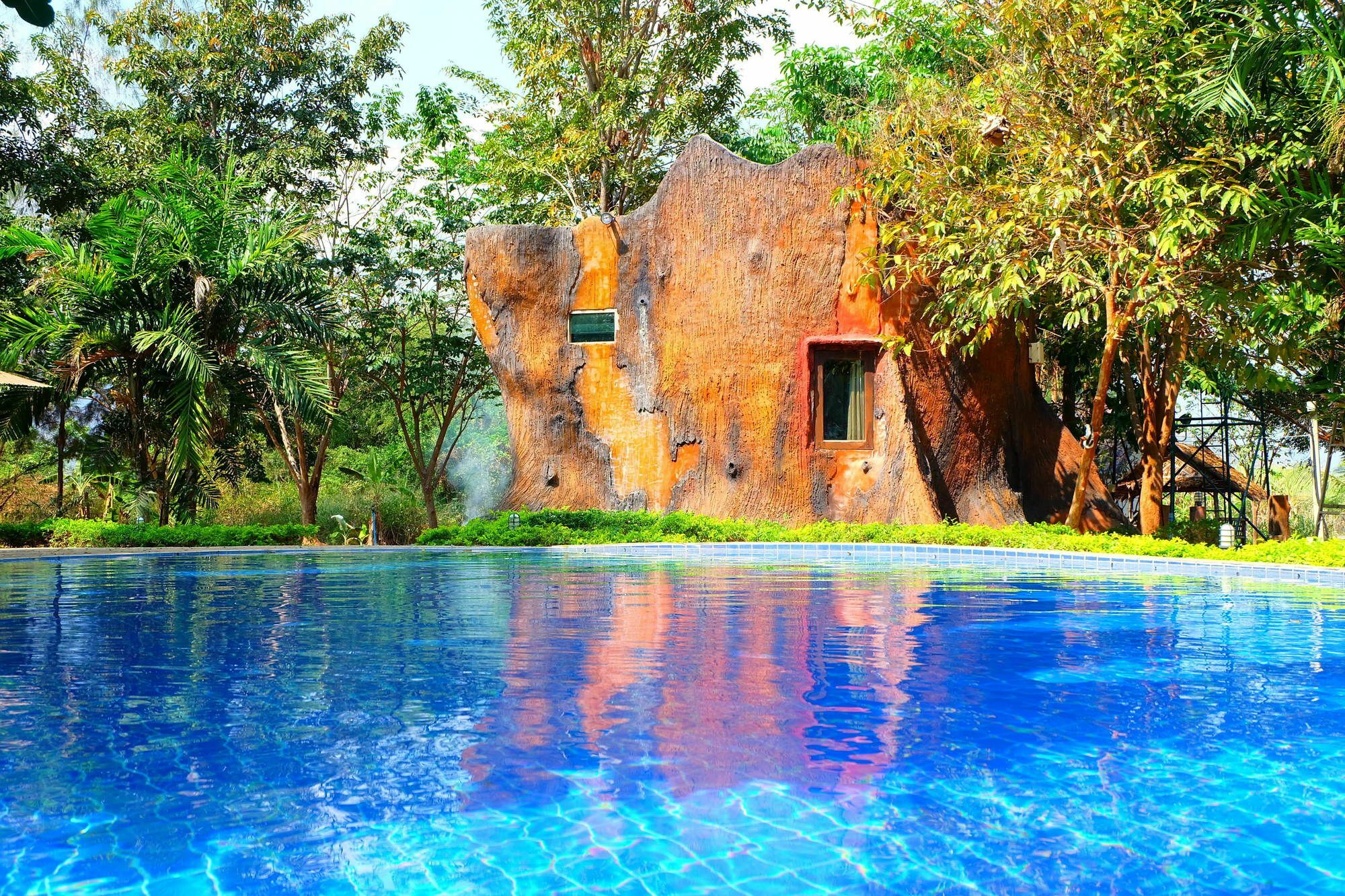 Baan Plang Resort Kanchanaburi