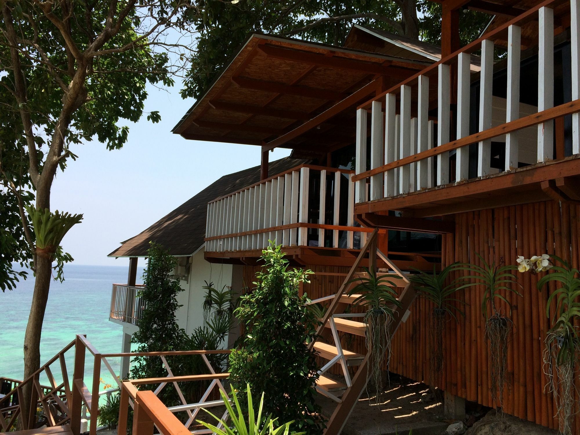 Resort Chareena Hill
