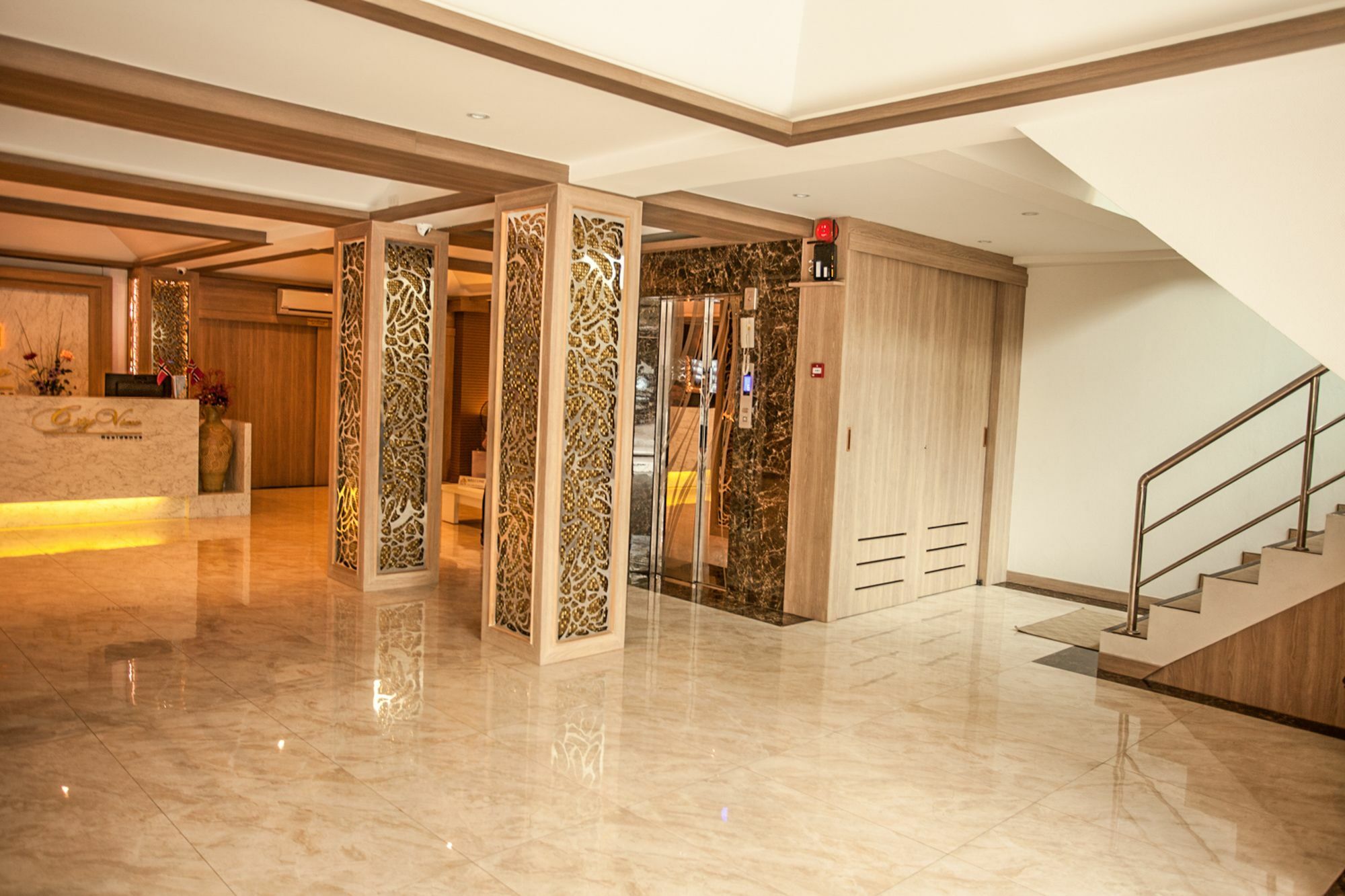 View Hotel 3*