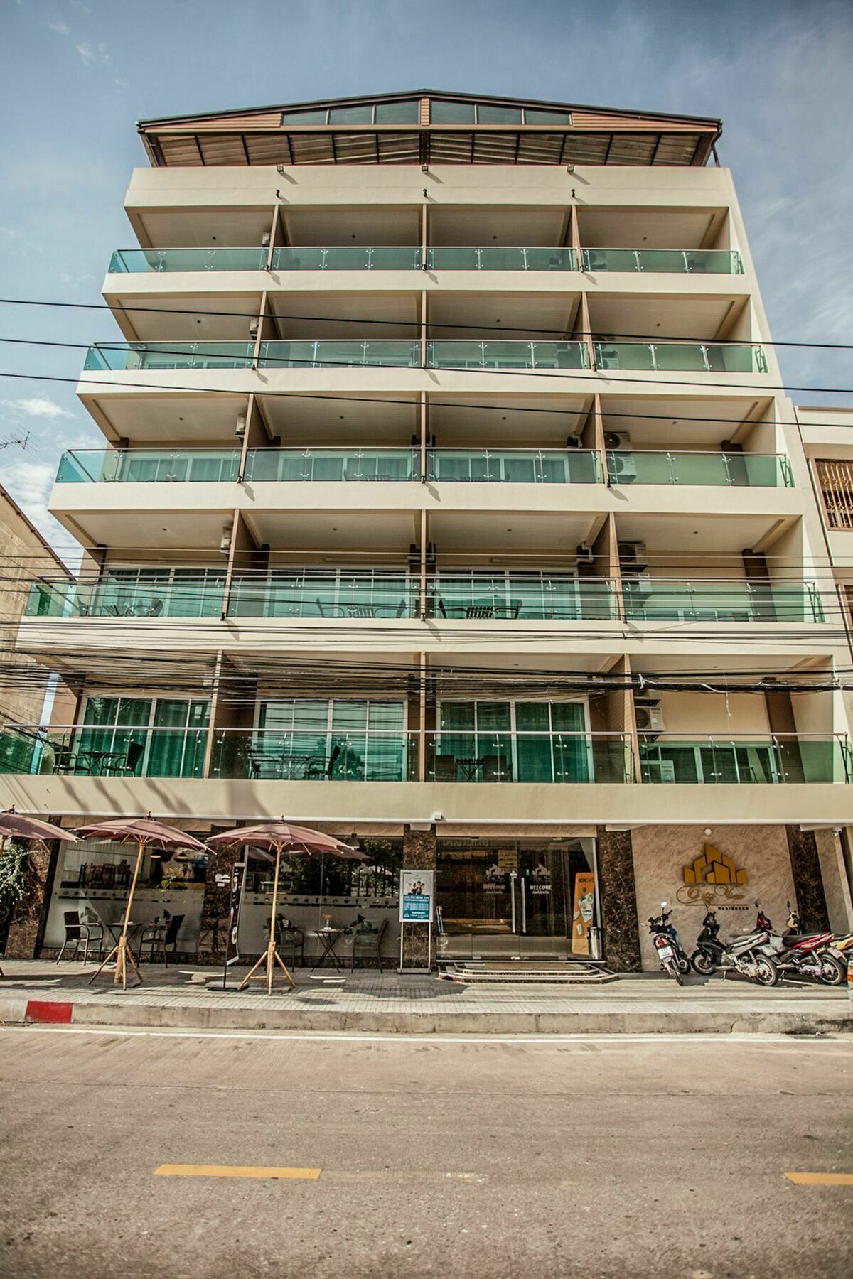View Hotel Si Racha