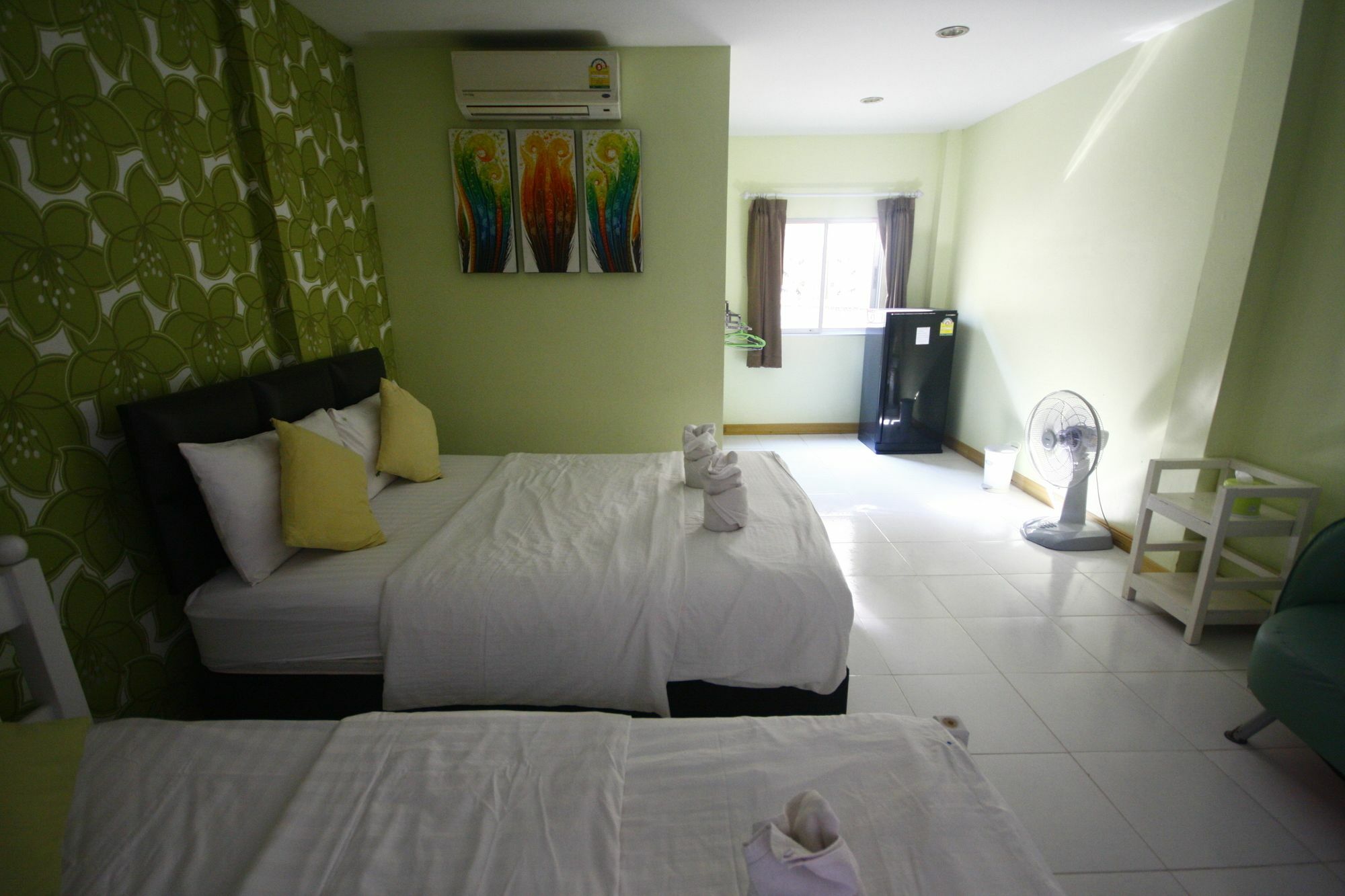 Tawaen Resort Ko Lan
