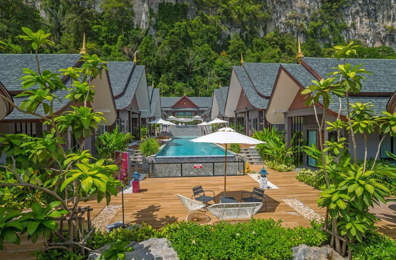 The Scene Cliff View Villa
