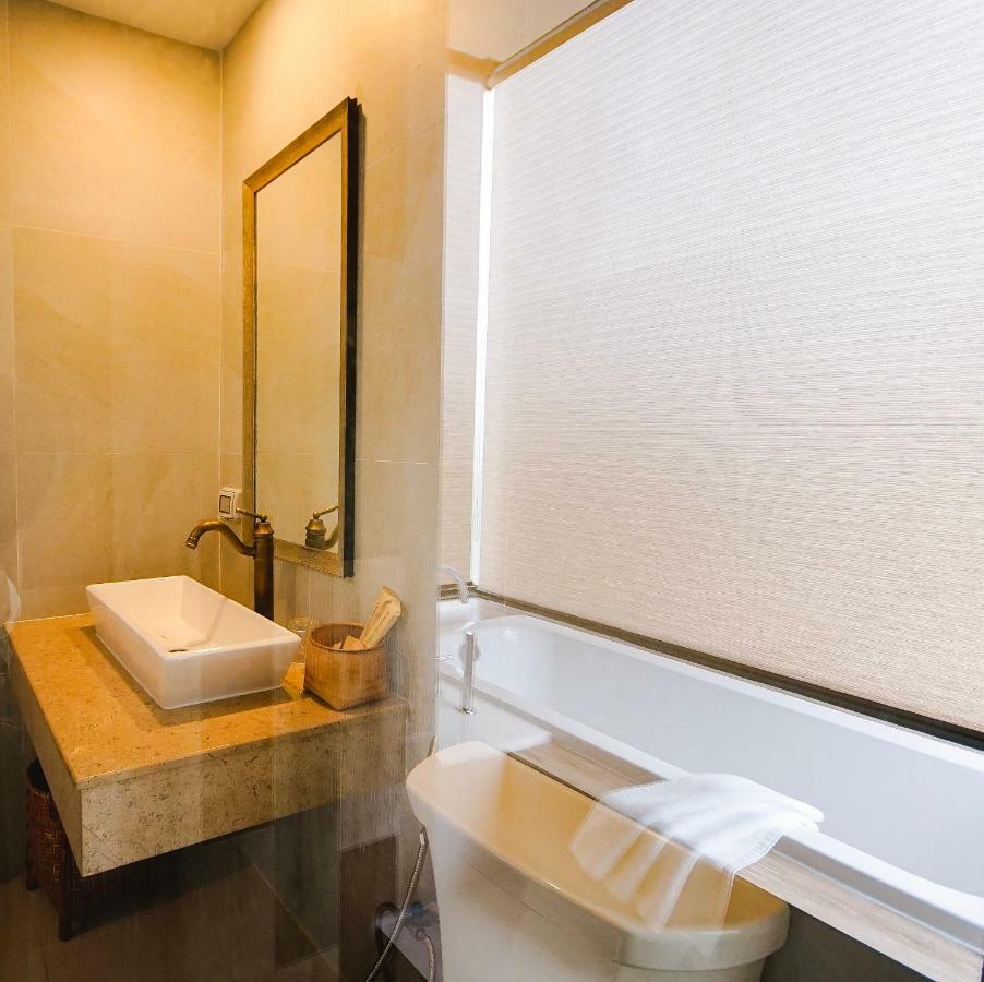 Hotel Kaida & Residences 3*