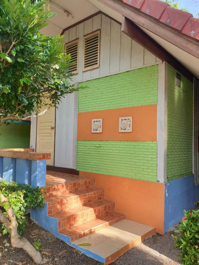 Haad Somboon House Resort Bang Saphan
