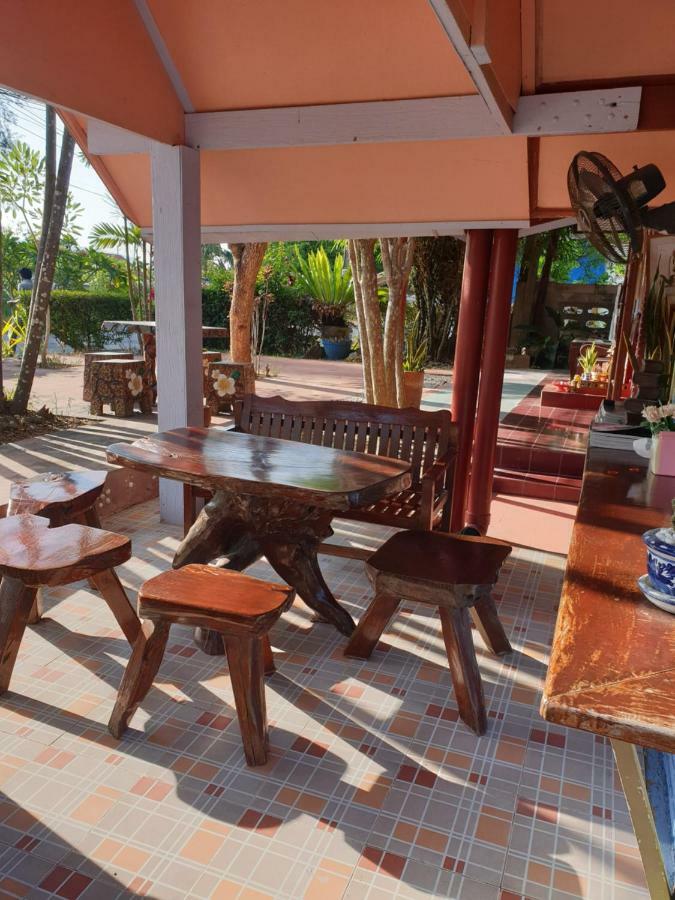 Haad Somboon House * Bang Saphan