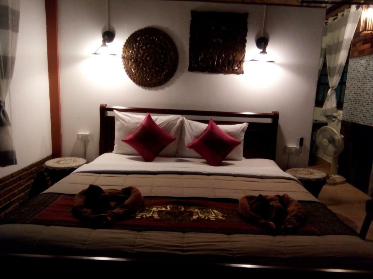 Khaosok And Resort Khao Sok National Park