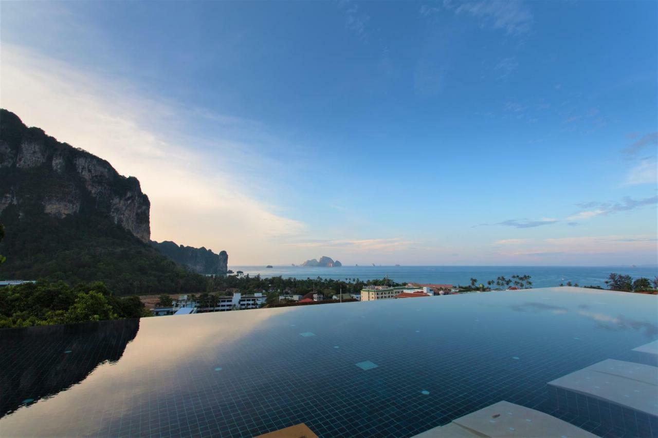 Avani Cliff Krabi Resort 4*