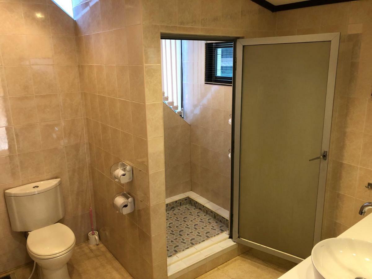 Fleur At Beachfront With Private Pool And 20m To Beach Ban Bang Po