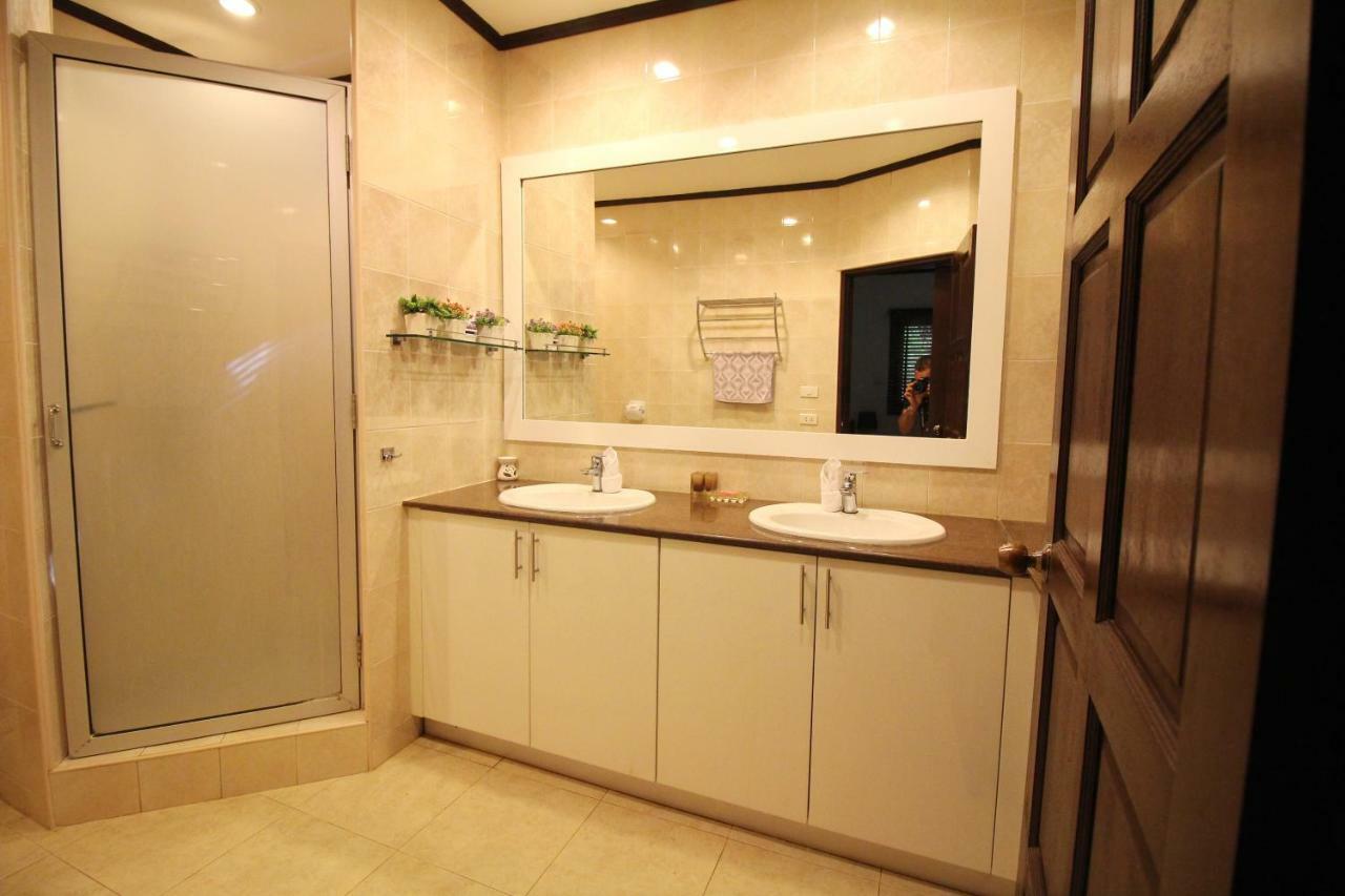 Fleur At Beachfront With Private Pool And 20m To Beach * Ban Bang Po