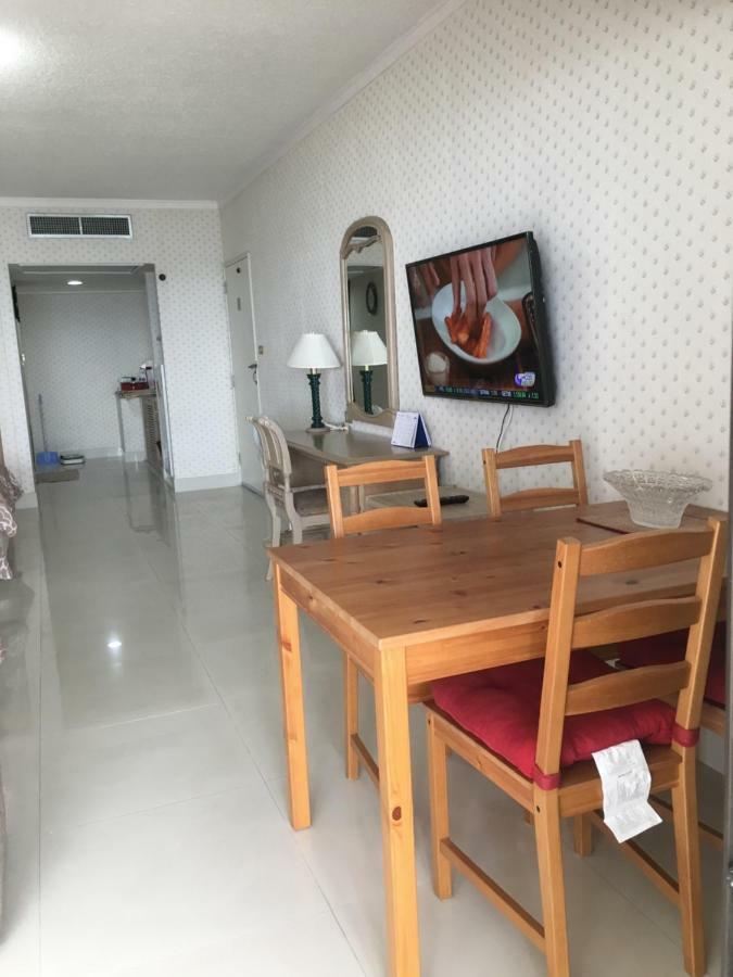 Metro Condotel