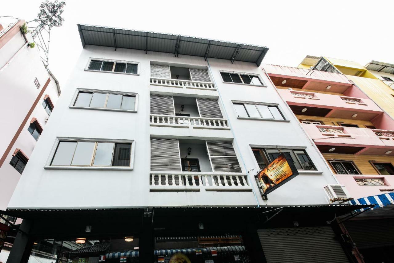 Oyo 244 Roar Patong
