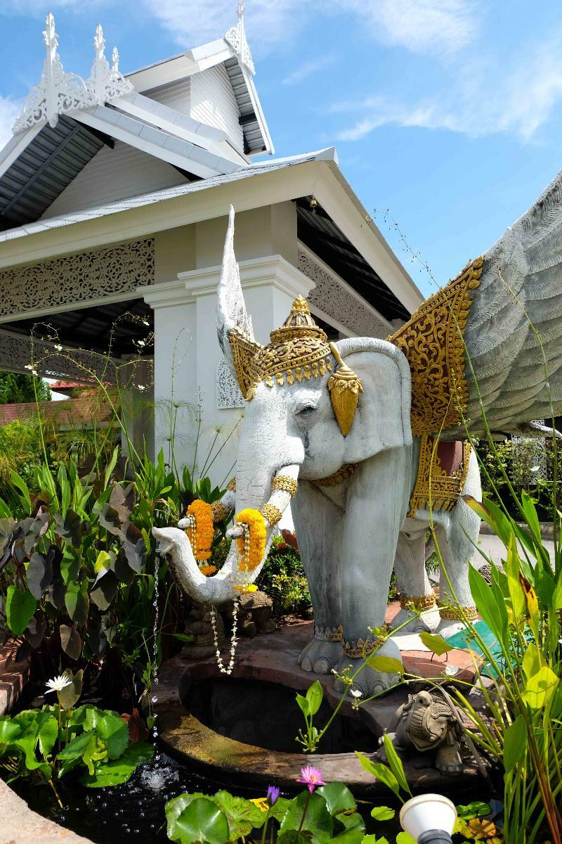 Karinthip Village Resort 3*