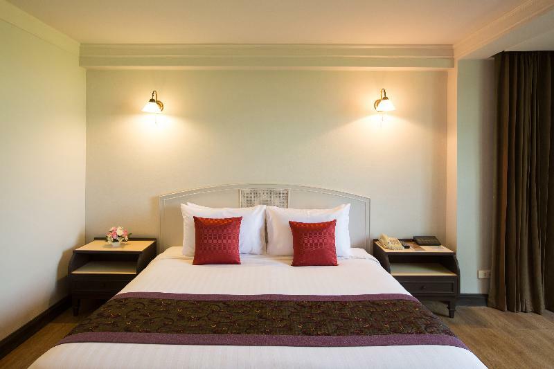 The Imperial & Convention Centre Hotel