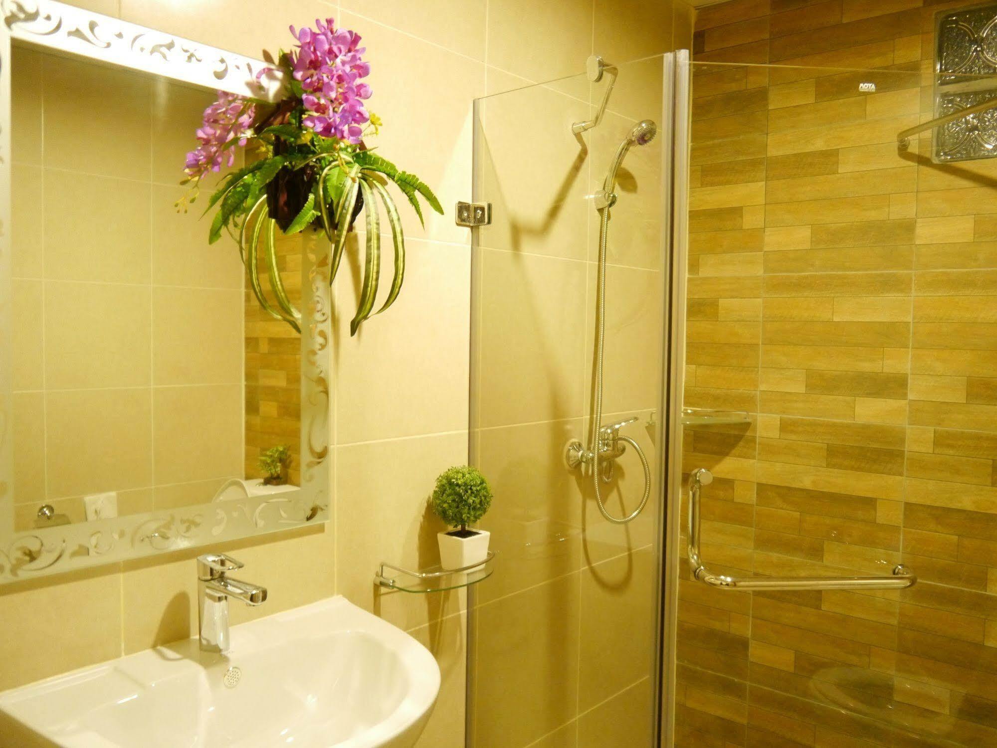 Hotel Moon Budget 3*