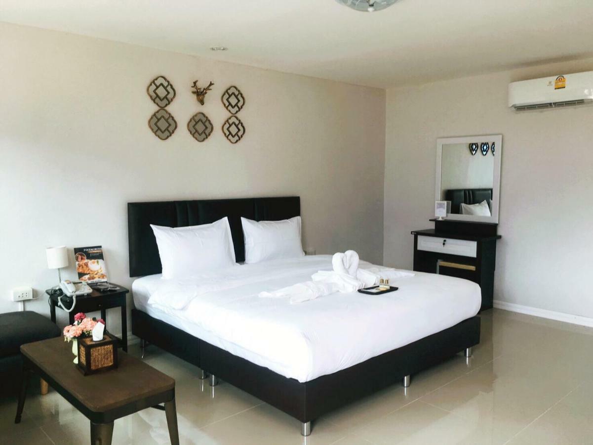 Resort Muang Airport
