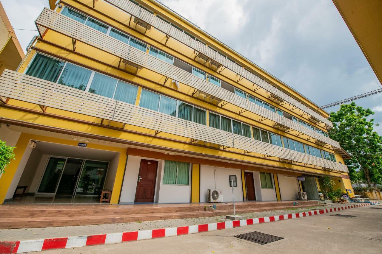 Hotel Oyo 257 Sea Paradise Sattahip