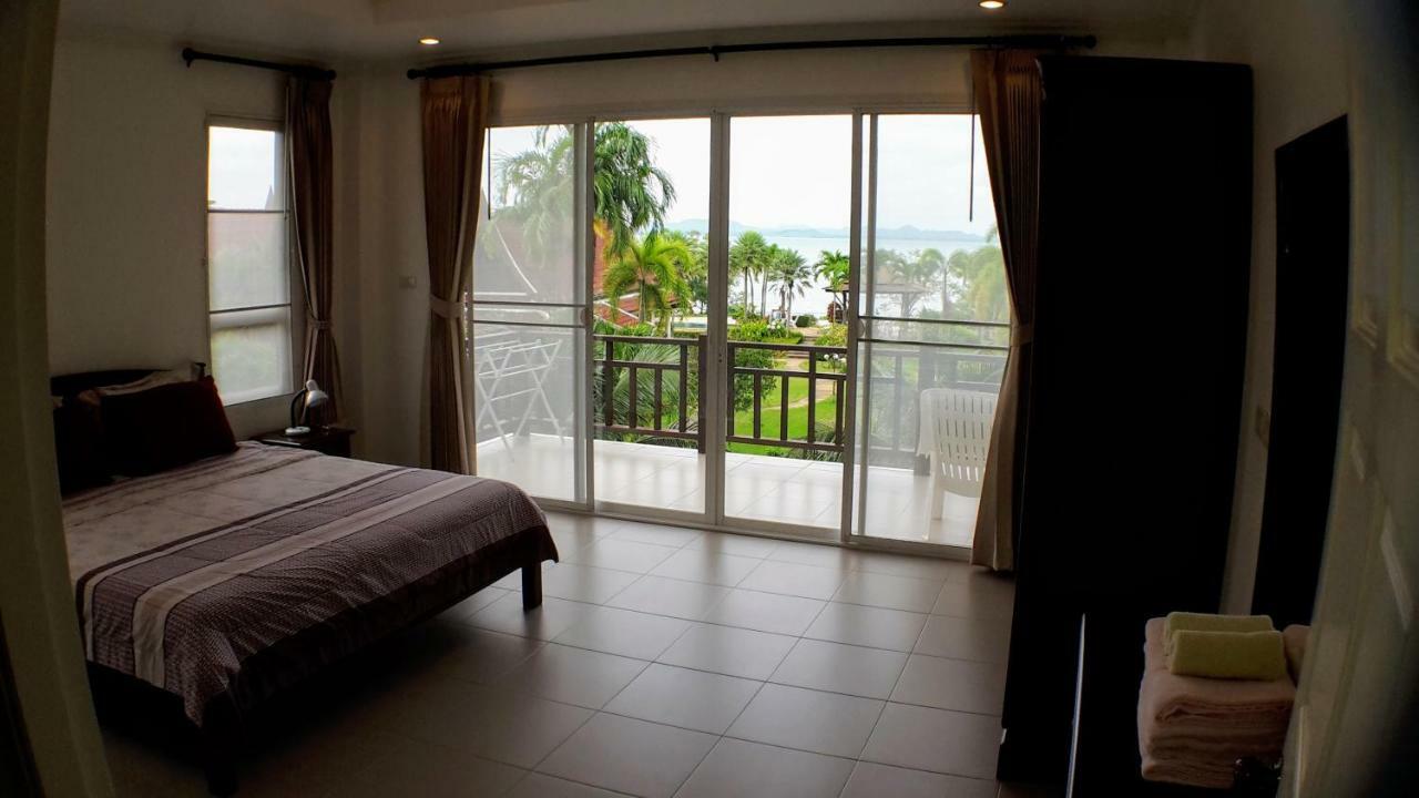 Sea Lavender Villa *