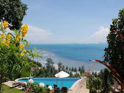 Sunset Hill Boutique Koh Phangan Resort