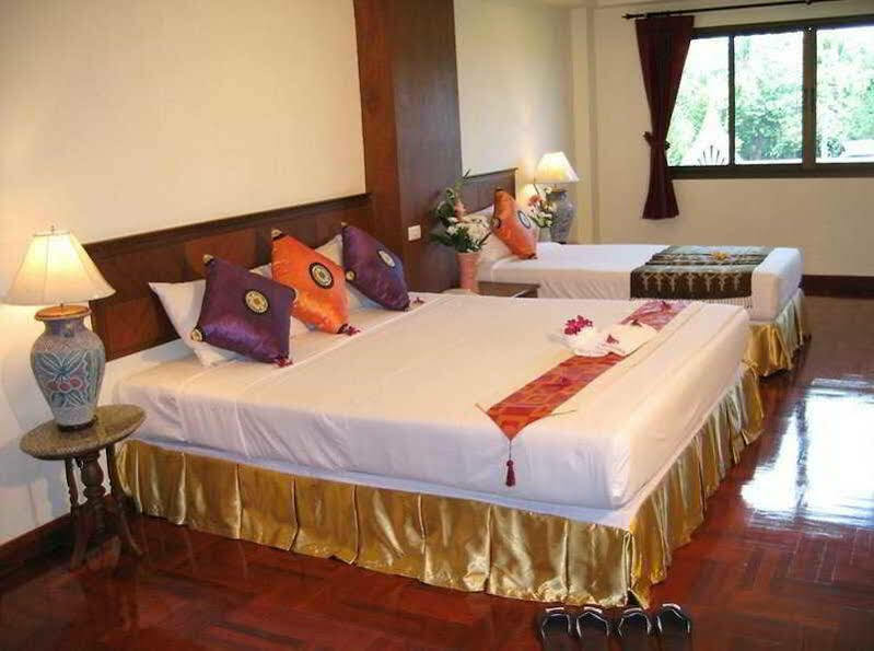 Thai Ayodhya And Resort 3*