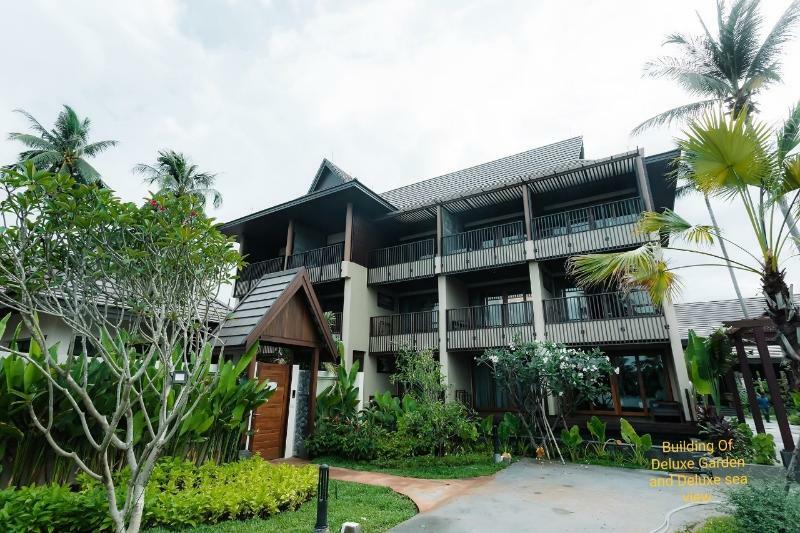 And Resort Khanom