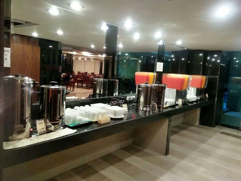 Ease Jomtien Hotel