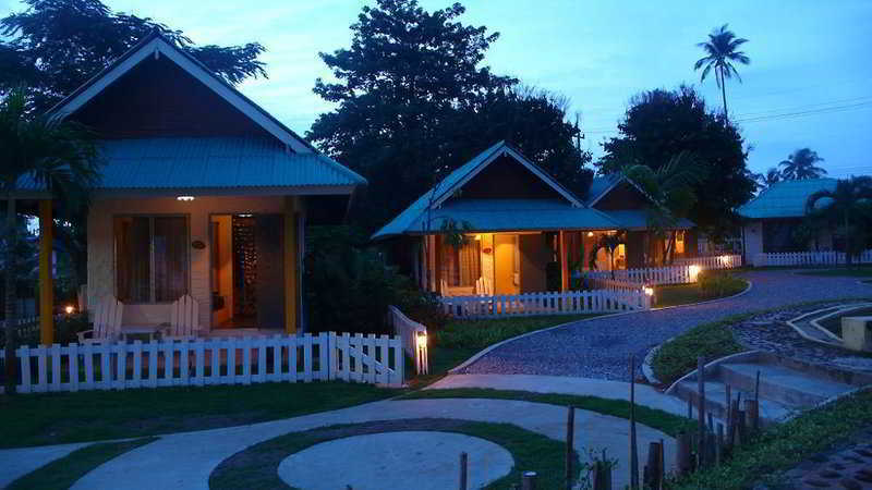 Baan Koh Mak