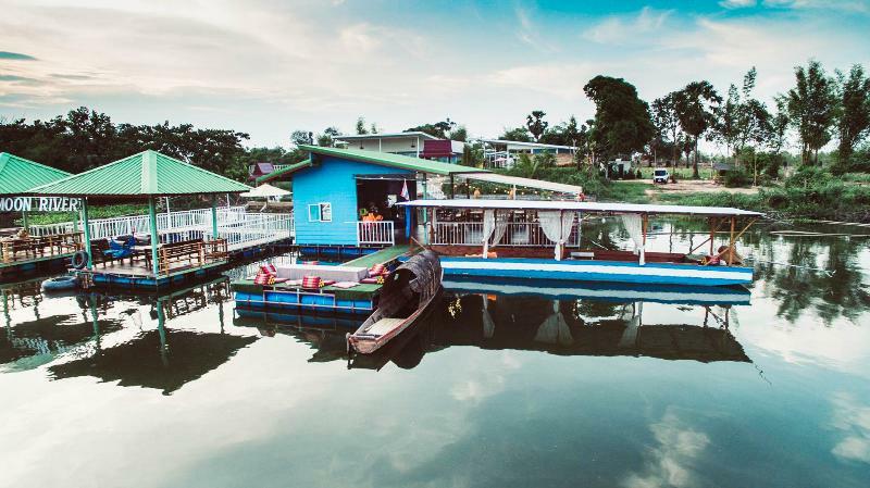 Bluemoon Riverside 3*