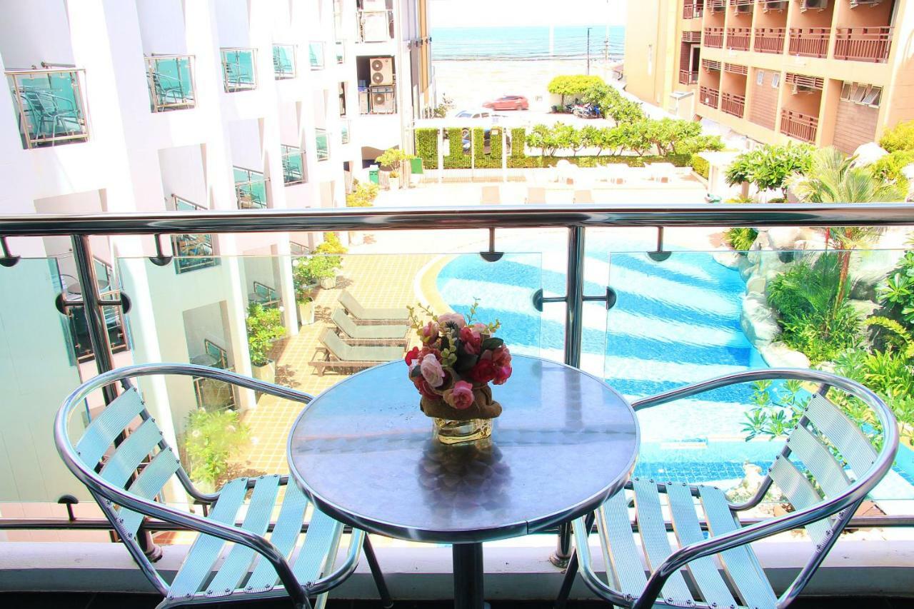 Hotel Dragon Pattaya 4*