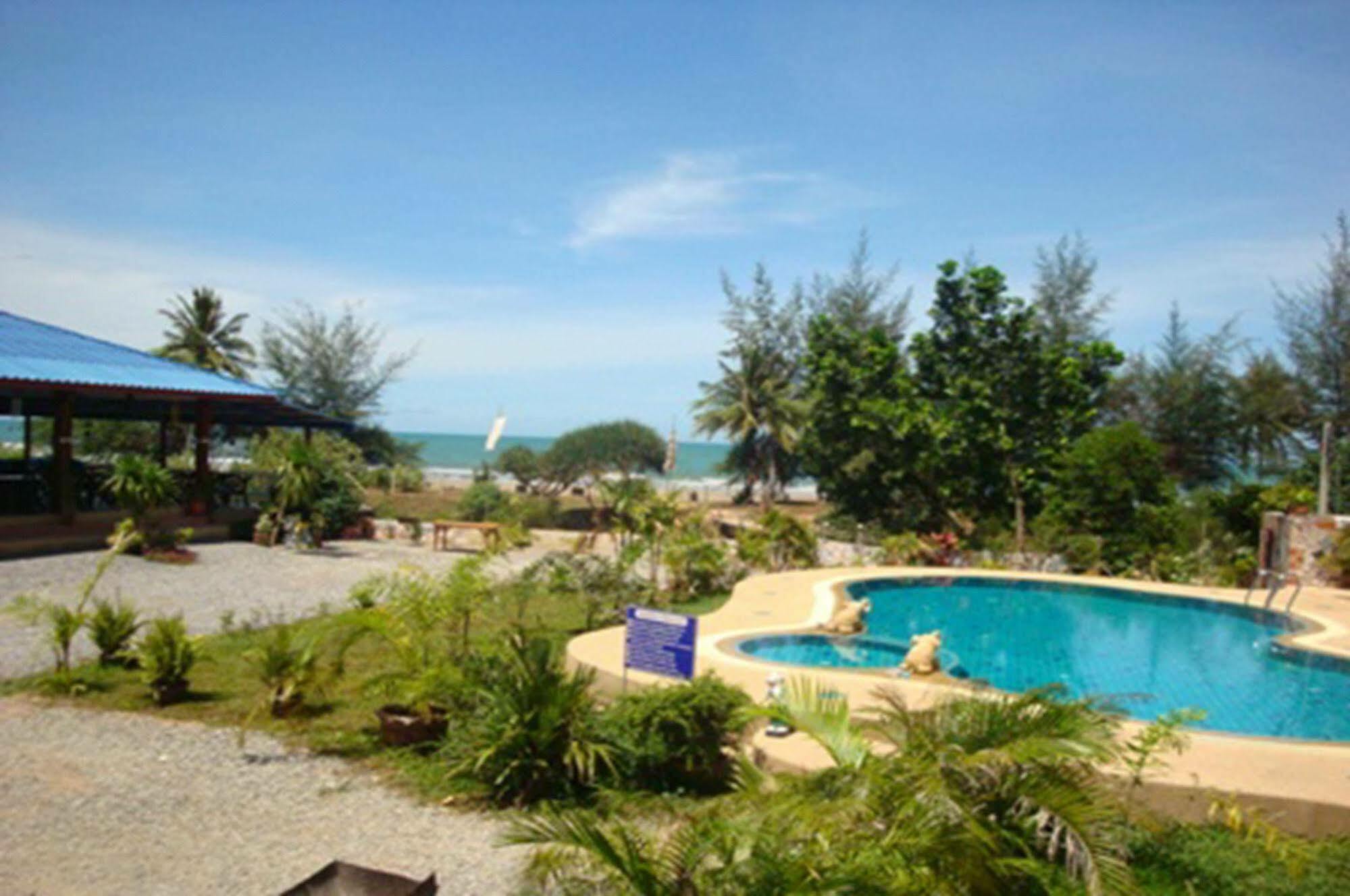 Hotel Hut Chaolao 2*