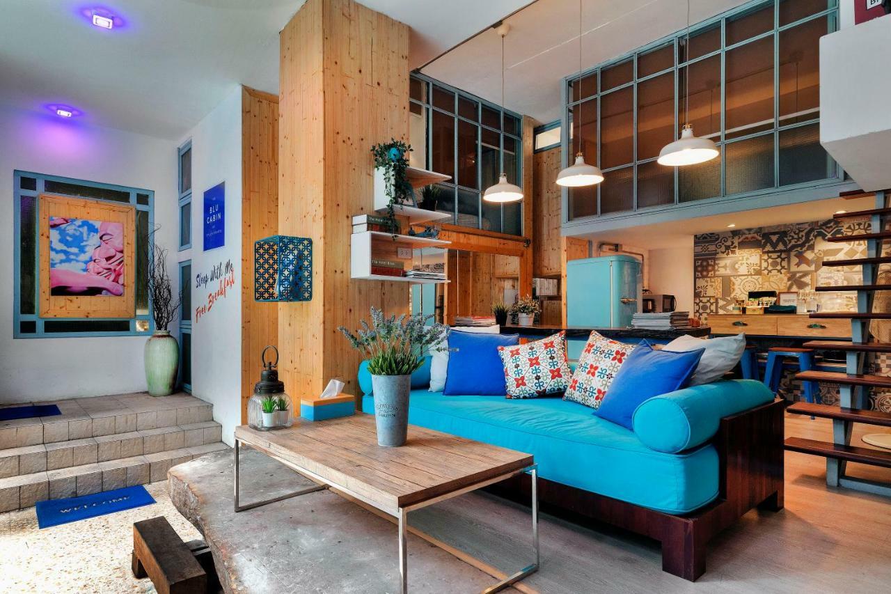 Blu Ari Stylish Gay Poshtel Banguecoque