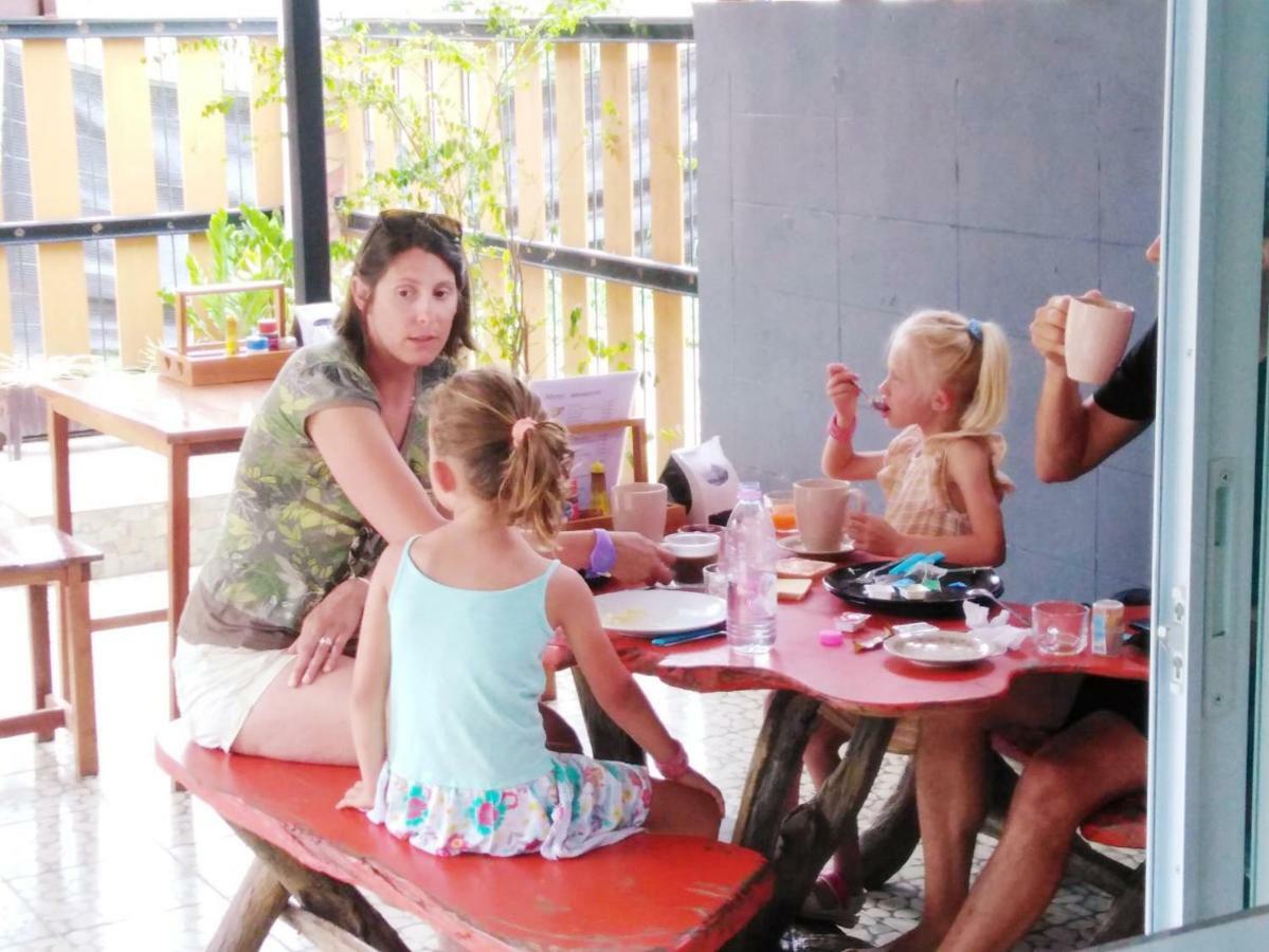Guest house Ktt And Motorbike & Bicycle For Rents