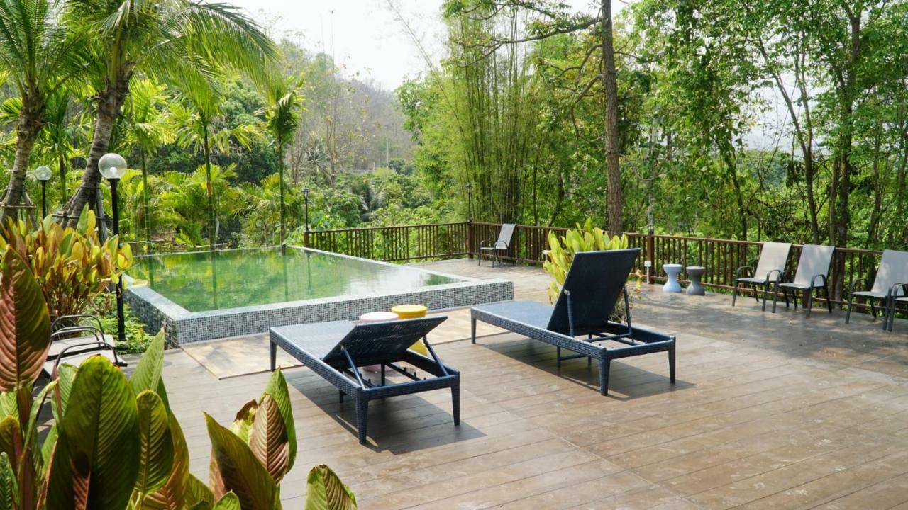 Thanburi Hotel Chom Thong