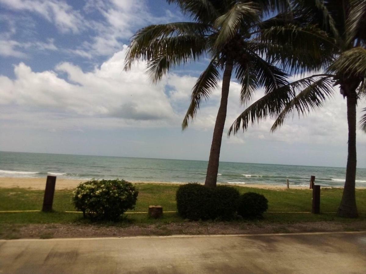 Resort Keeree Waree Seaside Bang Saphan